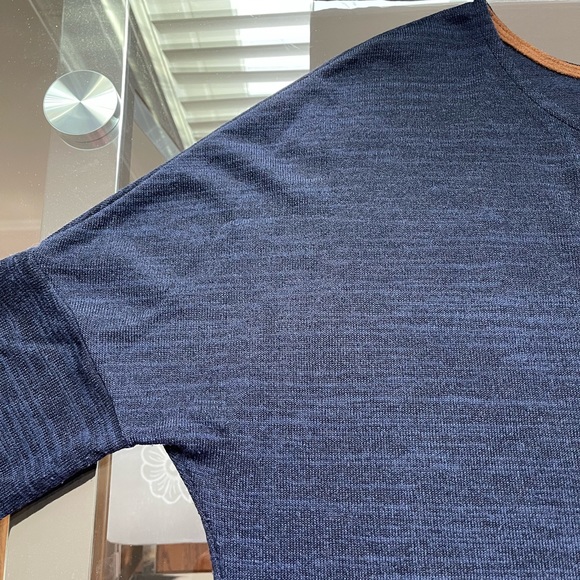 Navy Sweater Tunic Top - Sz L - Picture 4 of 8